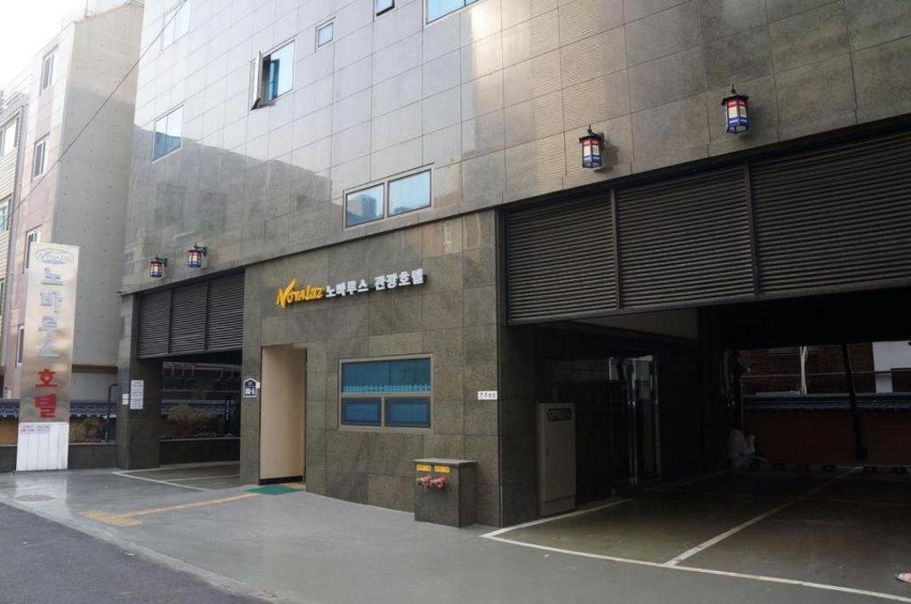 Novalus Tourist Hotel Seúl Exterior foto